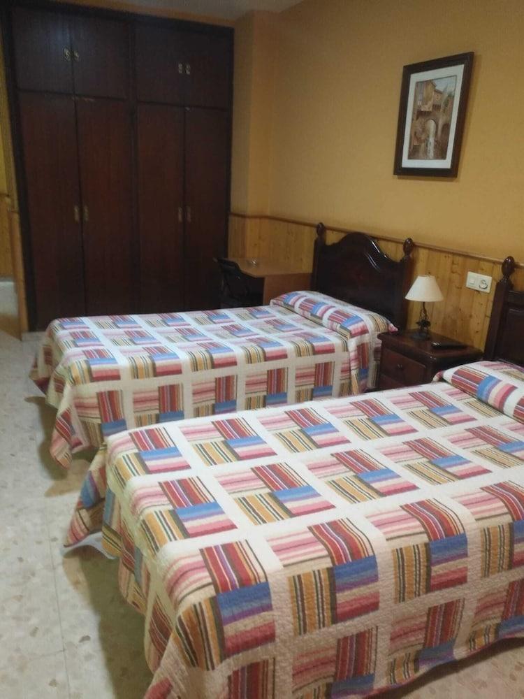 Hostal Nuestra Senora De La Palma Algeciras Exterior photo