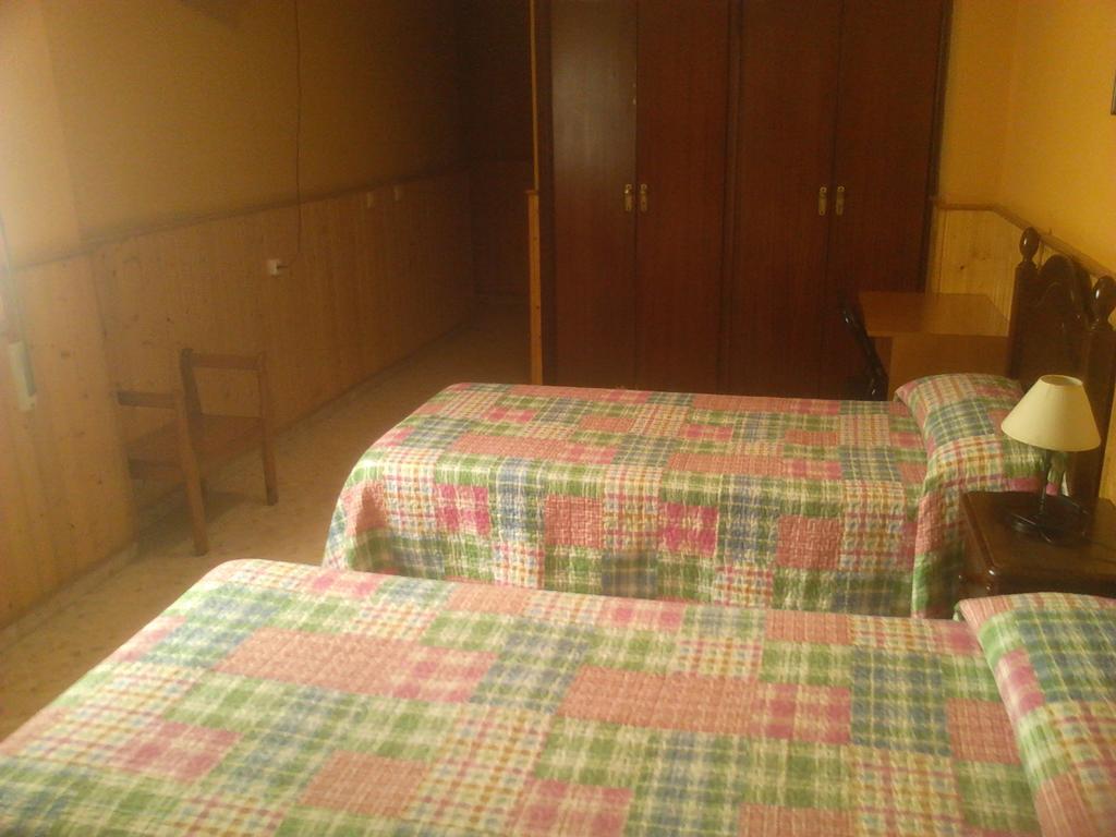 Hostal Nuestra Senora De La Palma Algeciras Exterior photo